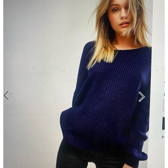 Missguided Twist Back Oversized Sweater - Picture 3 of 7